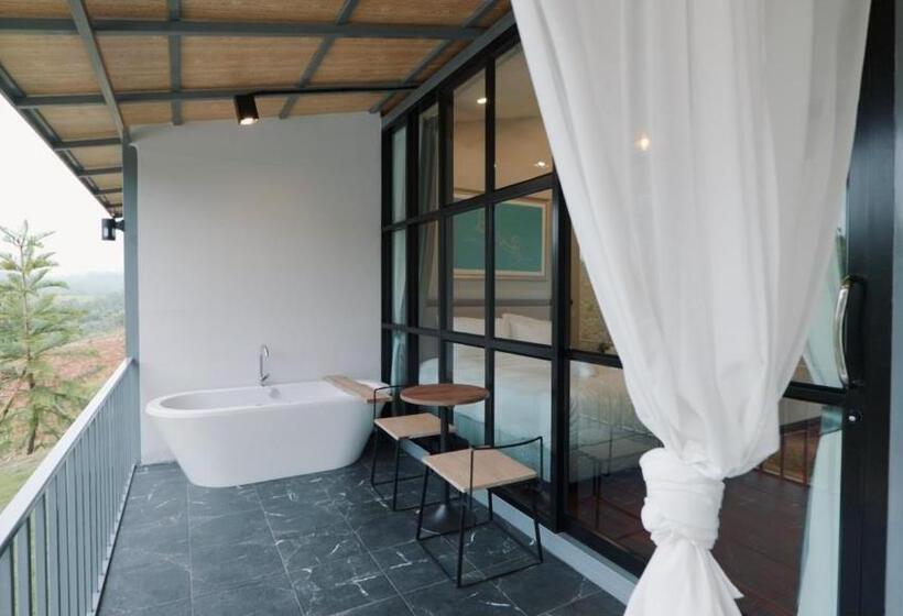 ภูกระทิง เขาค้อ By Gustavia