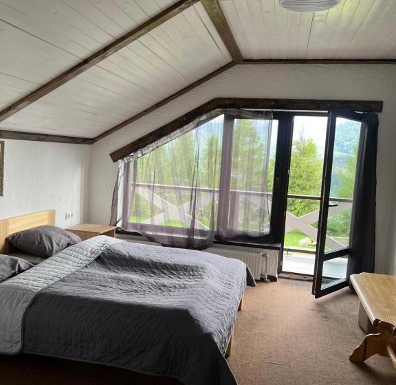 호텔 готельно ресторанний комплекс кичера