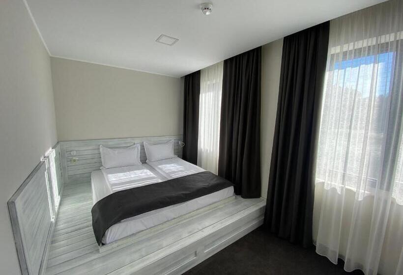 酒店 комплекс дунав