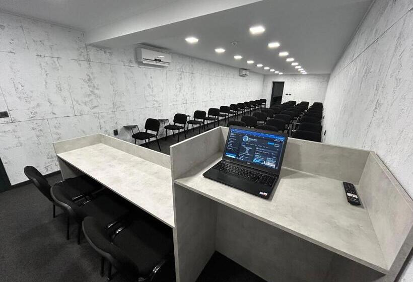 酒店 комплекс дунав