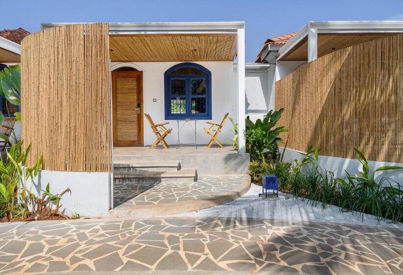 בית מלון כפרי Azora By Ayatana, Goa