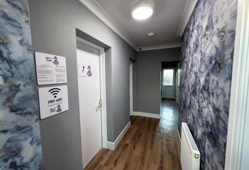 فندق Billy S Place