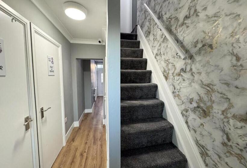 فندق Billy S Place