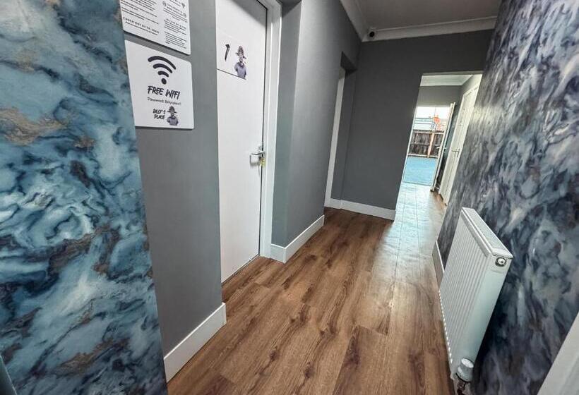 فندق Billy S Place