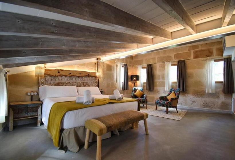 فندق Calvario Plaza