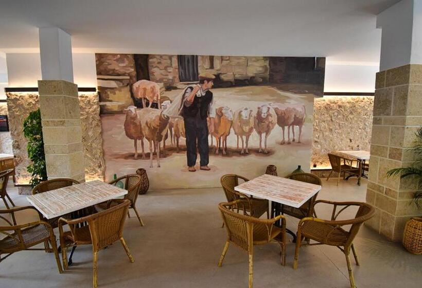 فندق Calvario Plaza