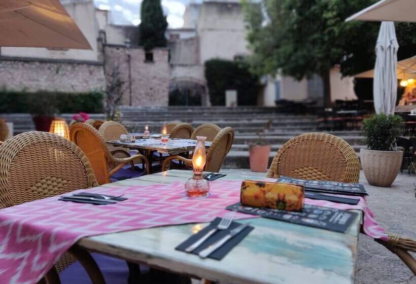 فندق Calvario Plaza