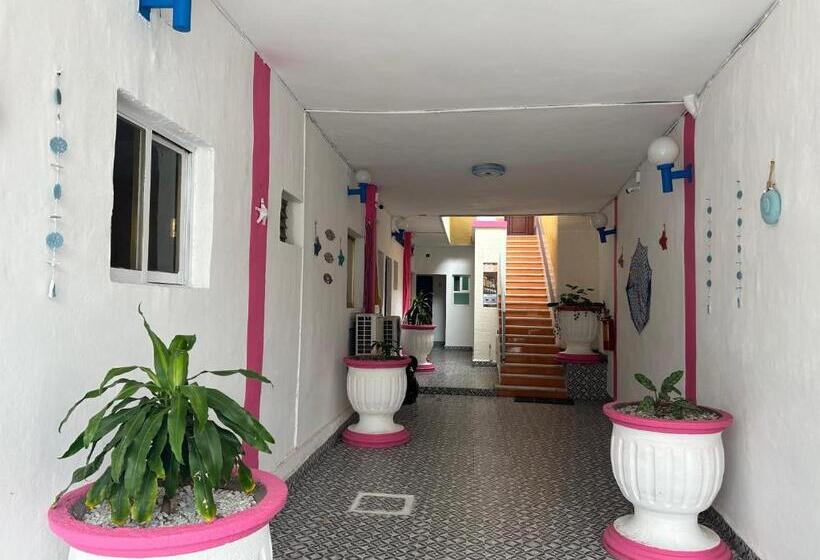 호텔 Capri Playa A Una Calle De La Playa Regatas