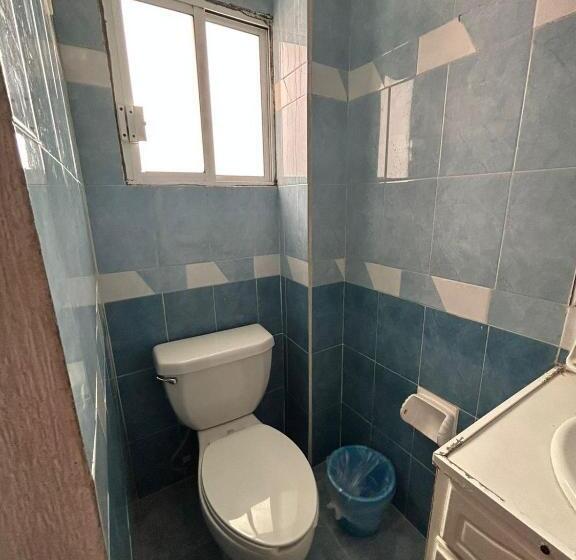 호텔 Capri Playa A Una Calle De La Playa Regatas