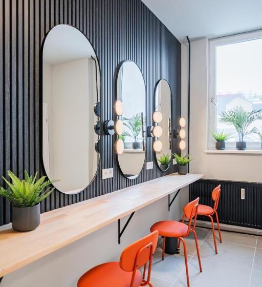 هتل کپسول Cubes By Tegetthoff