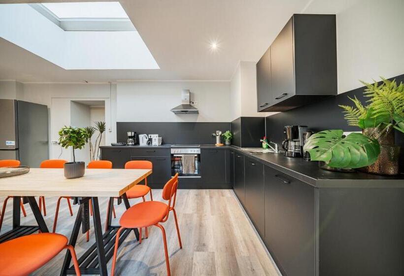 هتل کپسول Cubes By Tegetthoff