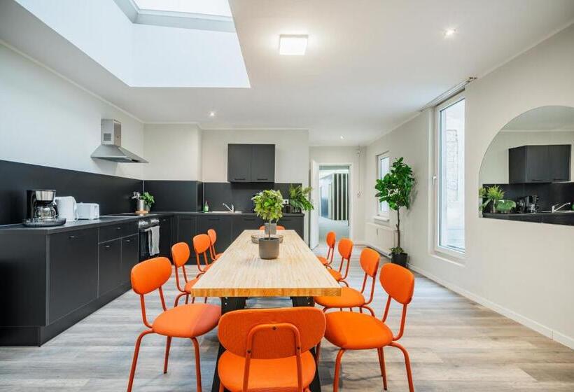 هتل کپسول Cubes By Tegetthoff