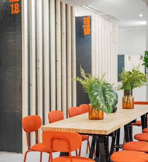 هتل کپسول Cubes By Tegetthoff