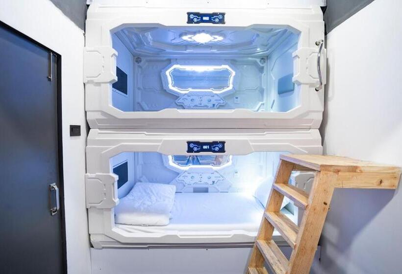 カプセルホテル Naptapgo, Ec Metro   Luxury Japanese Pod Room   Lounge, Wi Fi