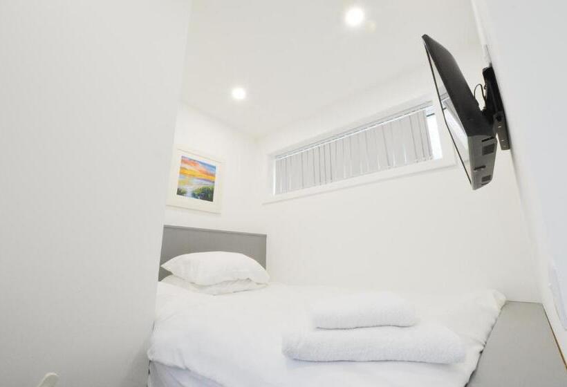 Капсульный Oтель Viewpoint West