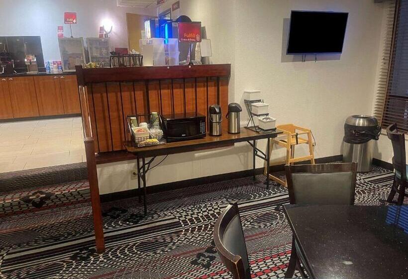 فندق Days Inn By Wyndham Englewood Dayton Airport