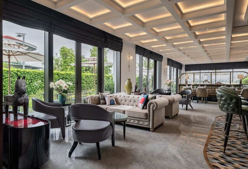 هتل Elegant Mansion 88