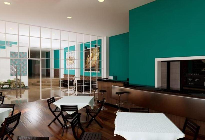 בית מלון כפרי Elephant Inn And Suite By Sajiwa