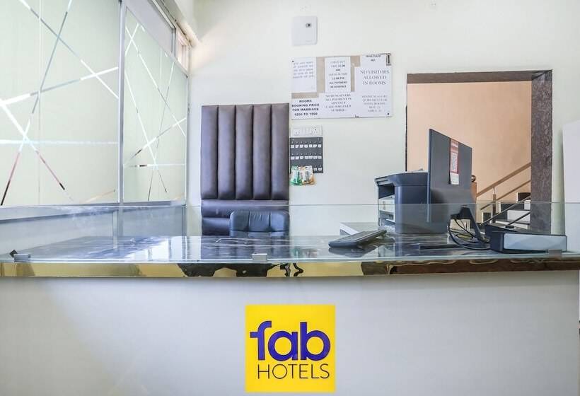 فندق Fabexpress Sai Palace