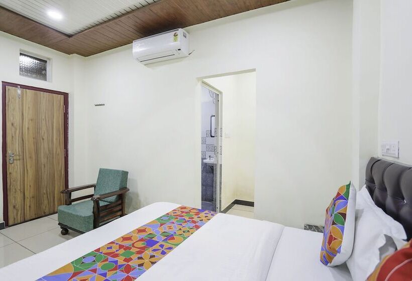 فندق Fabexpress Sai Palace