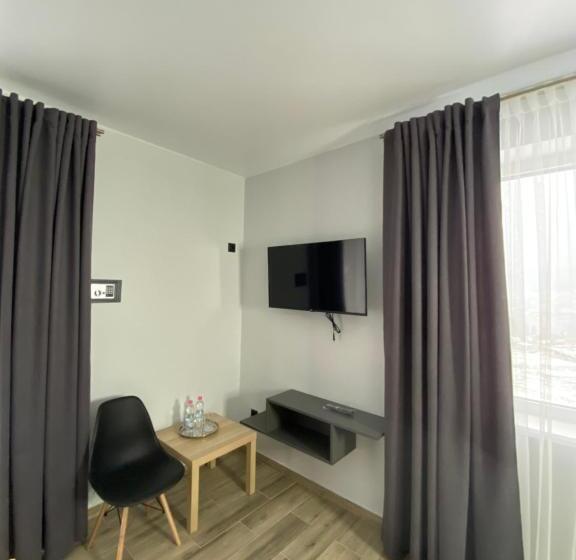 فندق Family Residence