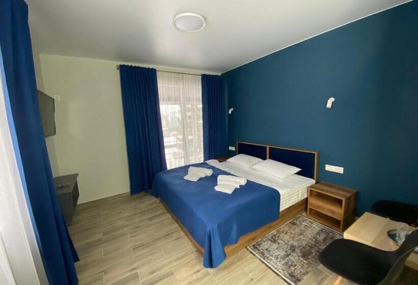 فندق Family Residence