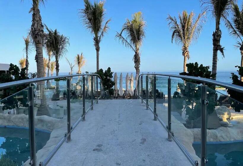 Отель Gorgeous Suite Ocean View