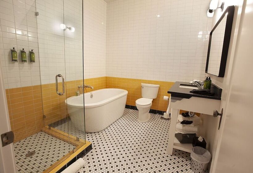 Отель Greyhound Inn