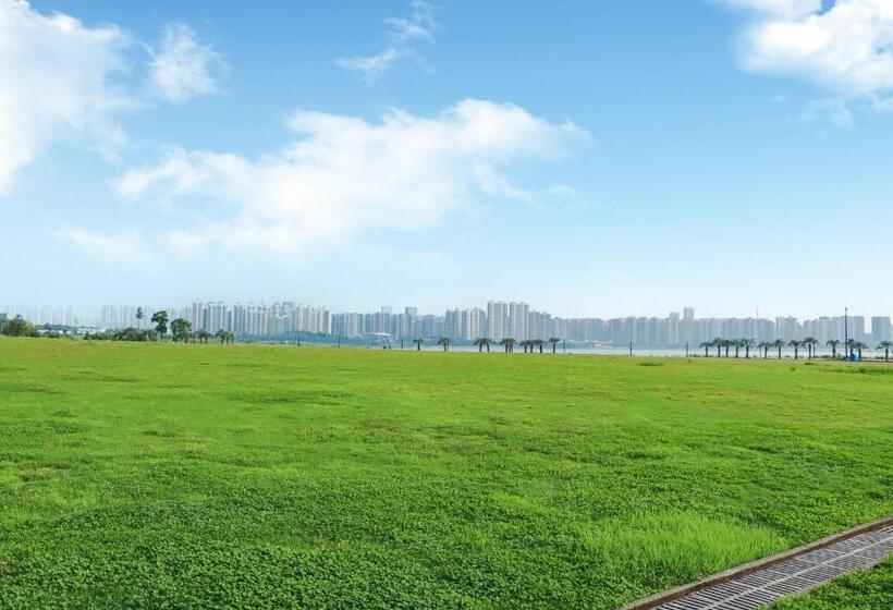 호텔 Holiday Inn Express Changsha Development Zone, An Ihg