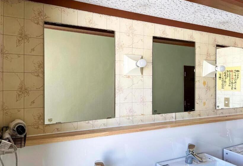 هتل Ishiuchi Ski Center   Vacation Stay 09196v