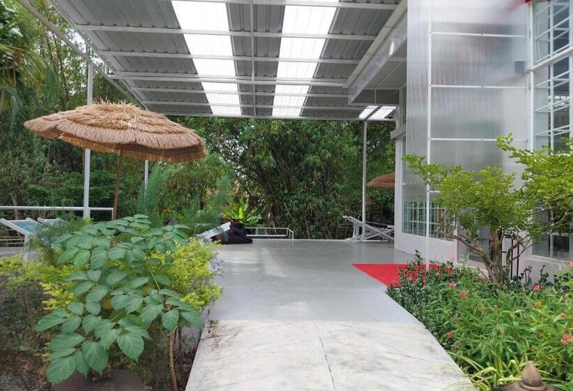 בית מלון כפרי It My Life Cafe X Camp