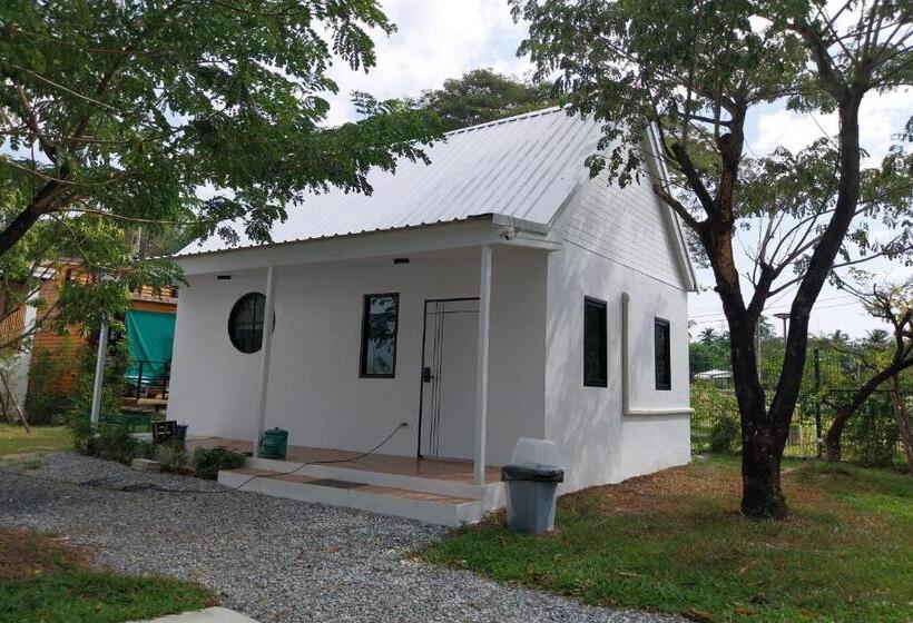 בית מלון כפרי It My Life Cafe X Camp