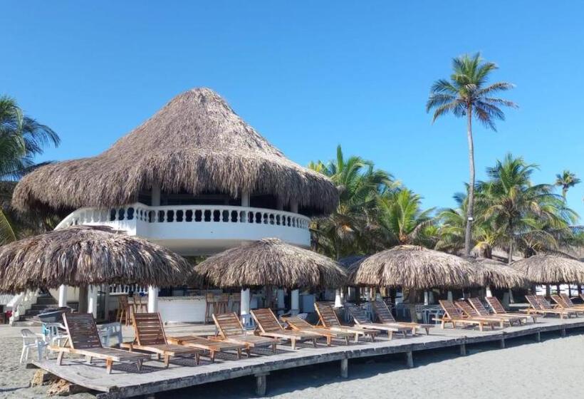 בית מלון כפרי Los Tambos Del Caribe Beach