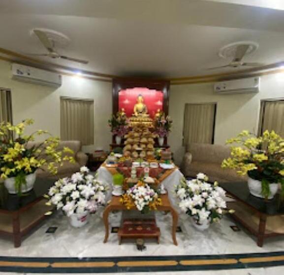 בית מלון כפרי Mahayana Bodh Gaya