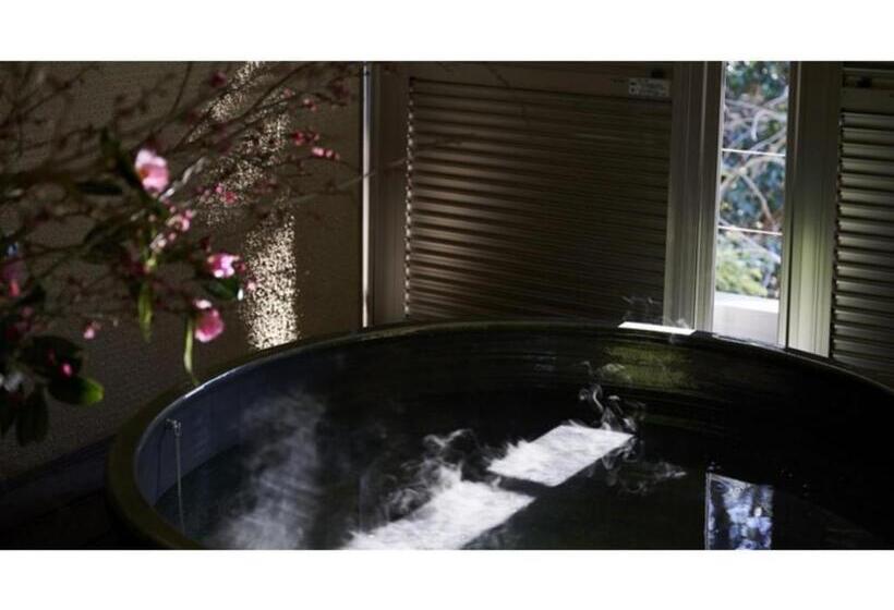 Отель Mansuirou Vacation Stay 32147v