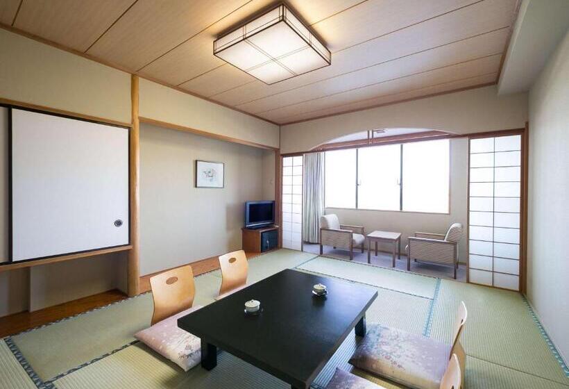 בית מלון כפרי Mercure Nagano Matsushiro Resort & Spa