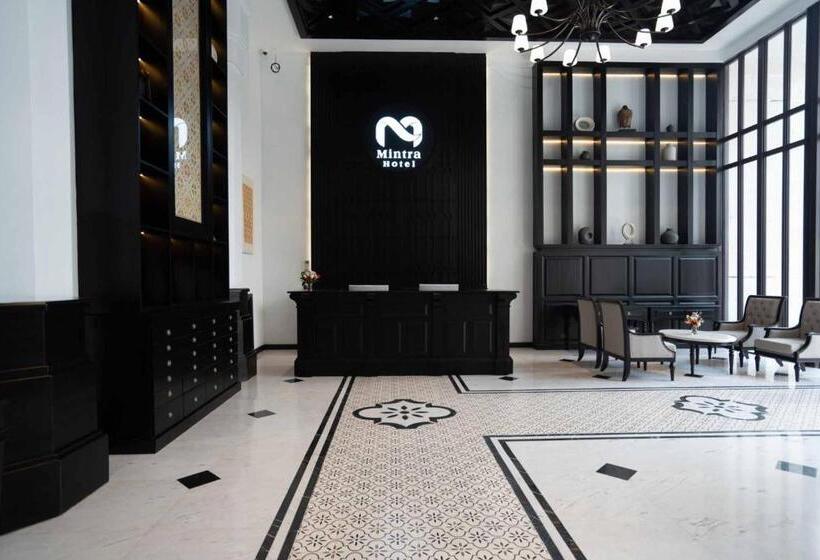 Отель Mintra