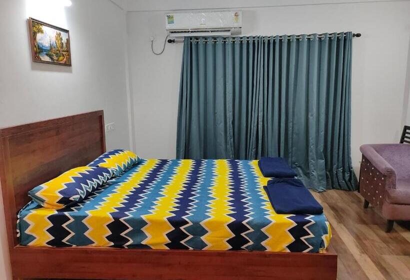 هتل Miranda Guest House By Rosh Hospitality