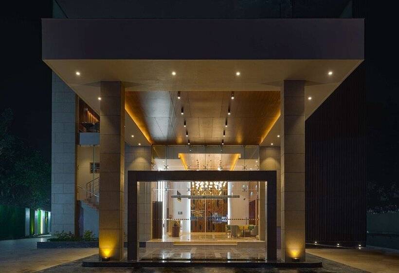 فندق Park Inn By Radisson Ayodhya