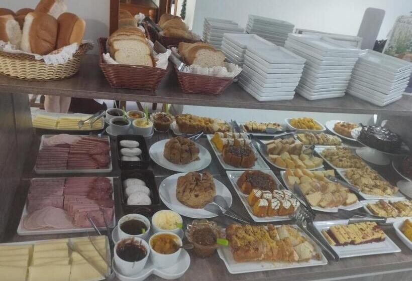 ホテル Pousada águia Da Serra