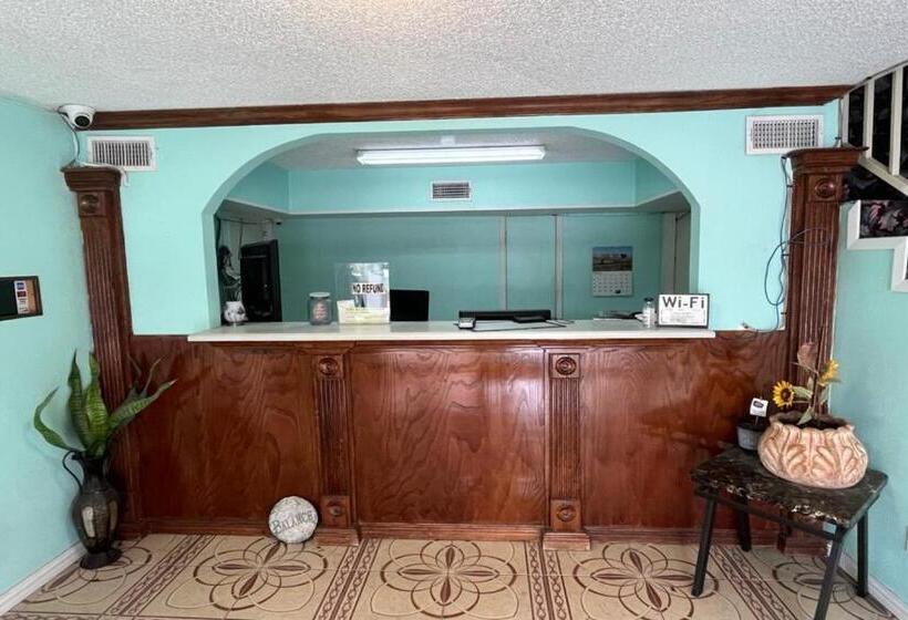 فندق Regency Inn By Oyo Three Rivers