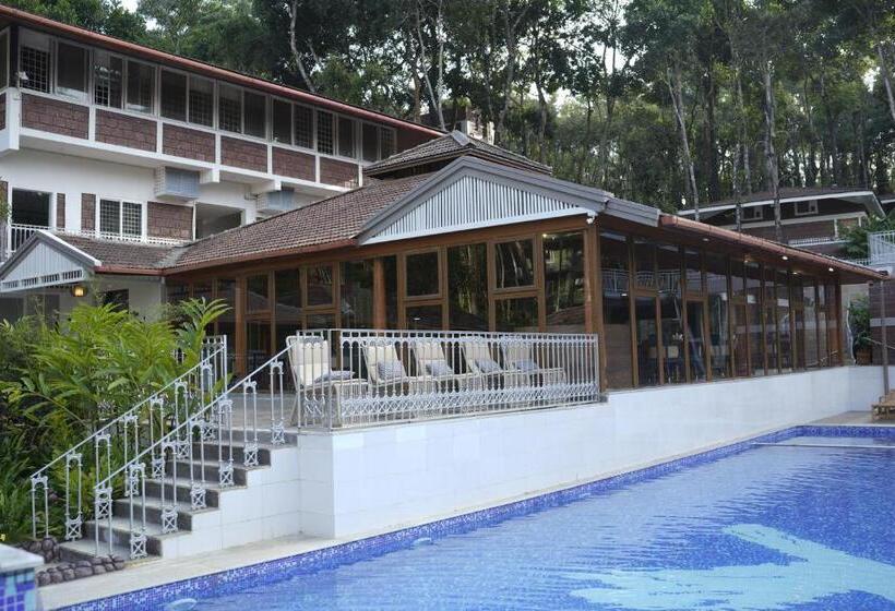 בית מלון כפרי Regenta Resort Sakleshpur