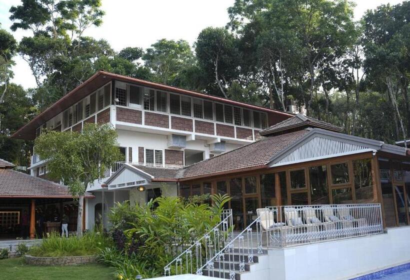 בית מלון כפרי Regenta Resort Sakleshpur