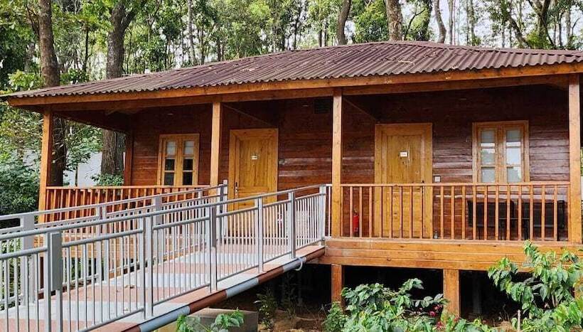 בית מלון כפרי Regenta Resort Sakleshpur