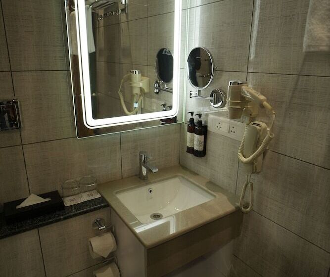 בית מלון כפרי Regenta Resort Sakleshpur