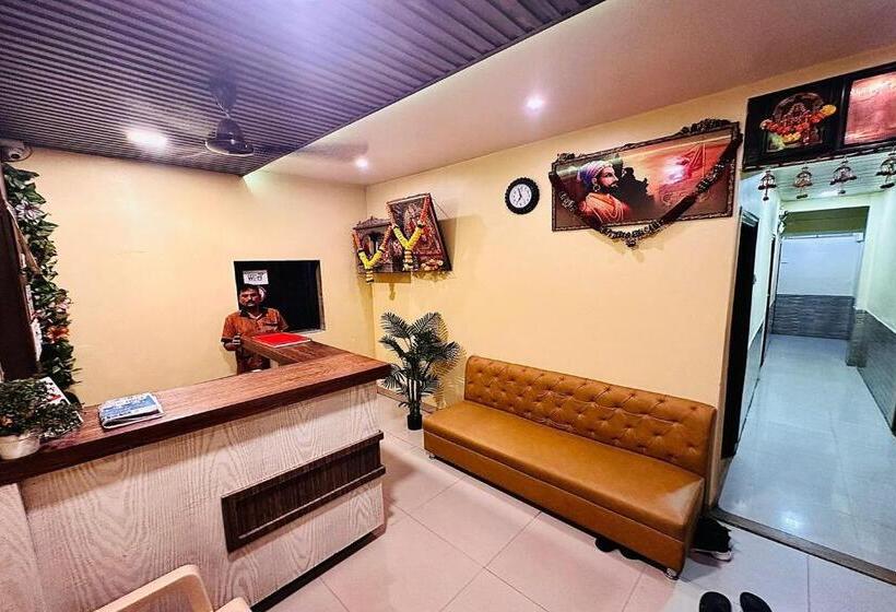 酒店 Sai Parikrama