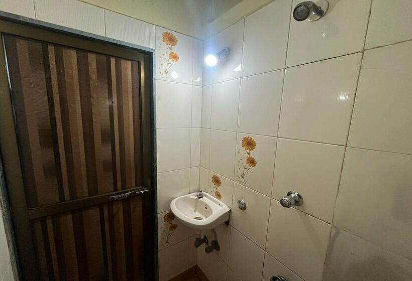 酒店 Sai Parikrama