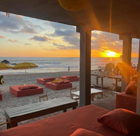 هتل Sebastian De Los Milagros