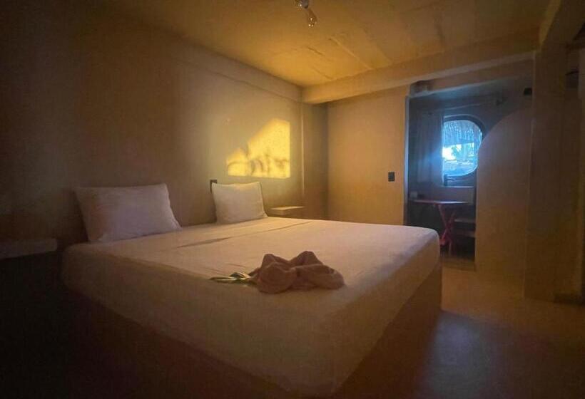 هتل Sebastian De Los Milagros