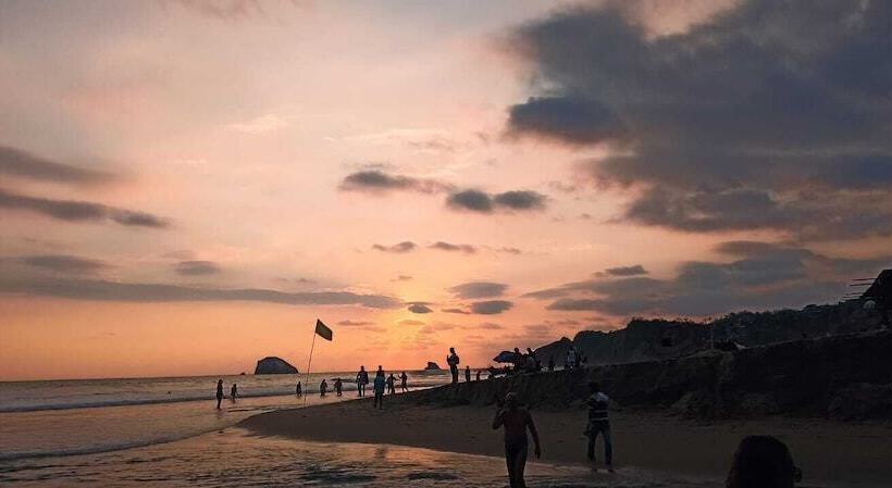 هتل Sebastian De Los Milagros